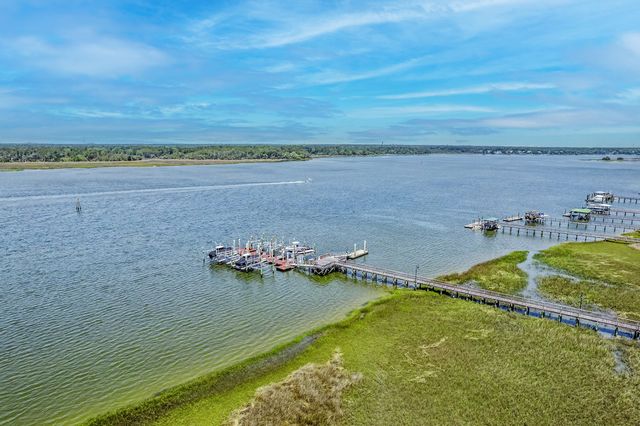2012 Brick Kiln Parkway, Mount Pleasant, SC 29466