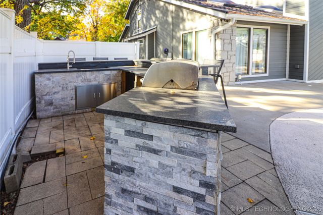 7429 S Erie Avenue, Tulsa, OK 74136