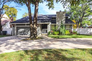 7429 S Erie Avenue, Tulsa, OK 74136