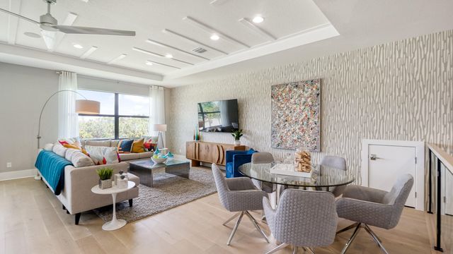 13290 Artisan Circle, Palm Beach Gardens, FL 33418