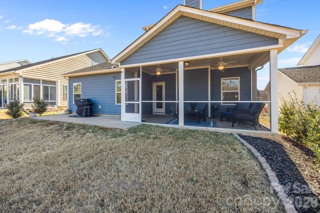 204 Old Harbor Drive, Mount Gilead, NC 27306