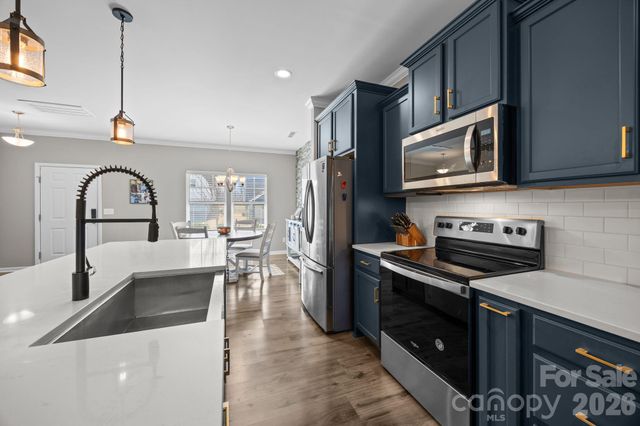 204 Old Harbor Drive, Mount Gilead, NC 27306