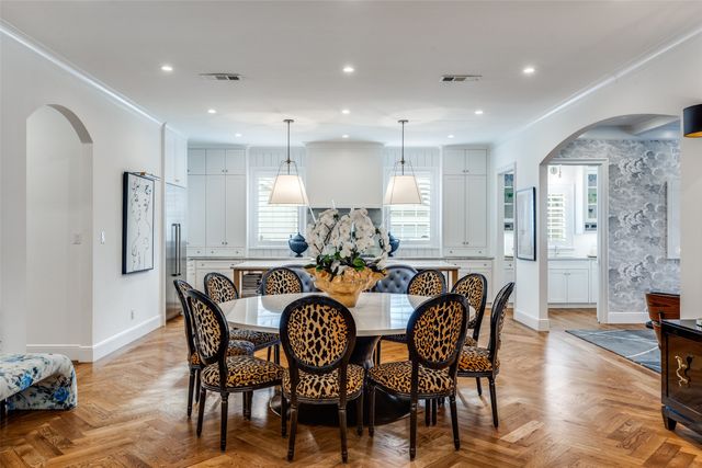 8546 San Pedro Parkway, Dallas, TX 75218