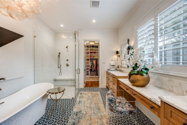 8546 San Pedro Parkway, Dallas, TX 75218