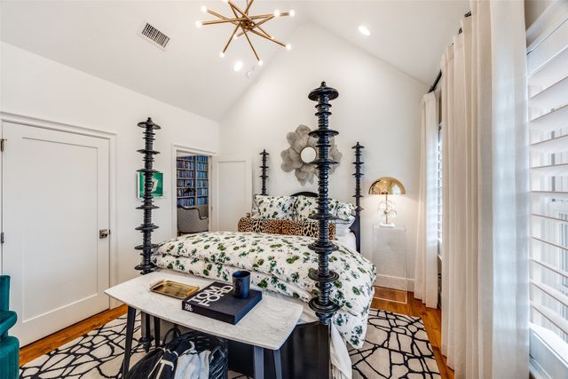 8546 San Pedro Parkway, Dallas, TX 75218