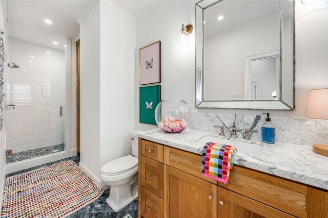 8546 San Pedro Parkway, Dallas, TX 75218