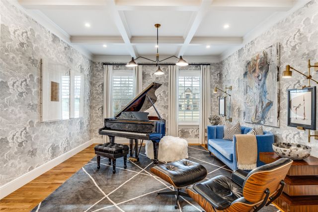 8546 San Pedro Parkway, Dallas, TX 75218