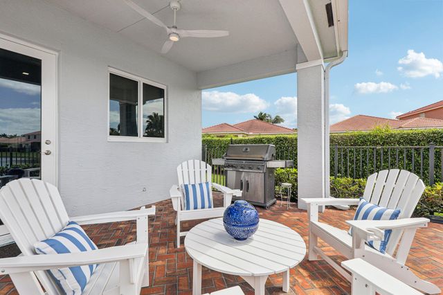 205 Via Condado Way, Palm Beach Gardens, FL 33418