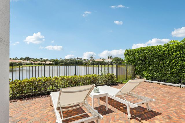 205 Via Condado Way, Palm Beach Gardens, FL 33418