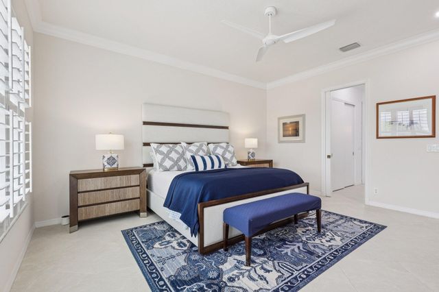 205 Via Condado Way, Palm Beach Gardens, FL 33418