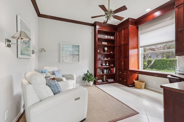 205 Via Condado Way, Palm Beach Gardens, FL 33418