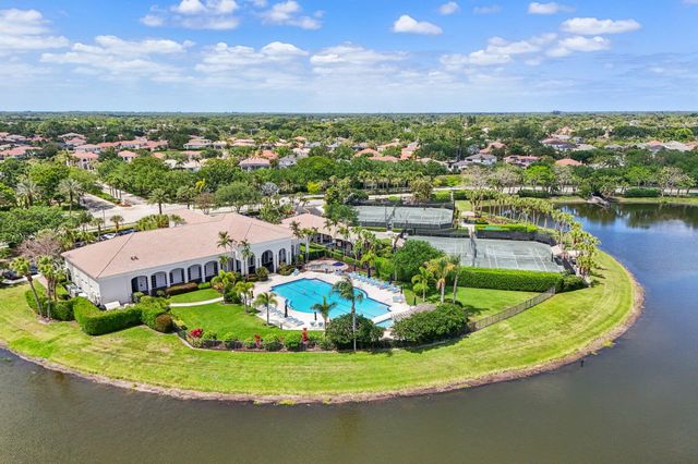 205 Via Condado Way, Palm Beach Gardens, FL 33418
