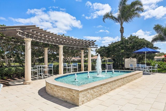 205 Via Condado Way, Palm Beach Gardens, FL 33418