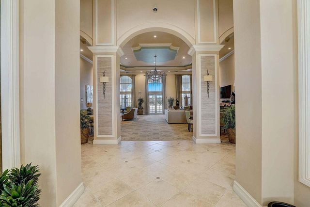 205 Via Condado Way, Palm Beach Gardens, FL 33418