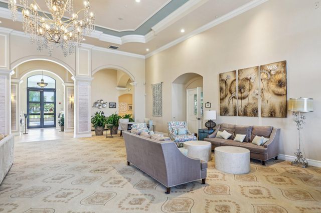 205 Via Condado Way, Palm Beach Gardens, FL 33418