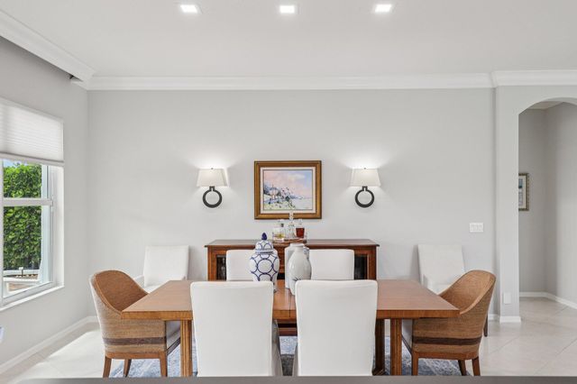 205 Via Condado Way, Palm Beach Gardens, FL 33418