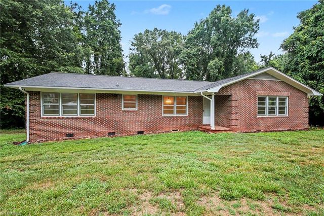 1153 Heathwood Road, Randleman, NC 27317
