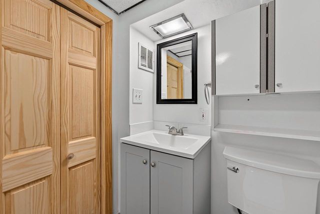 3618 N 94th STREET, Milwaukee, WI 53222