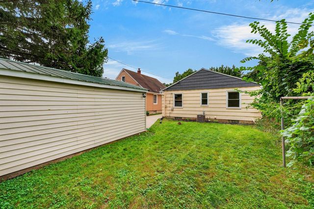 3618 N 94th STREET, Milwaukee, WI 53222