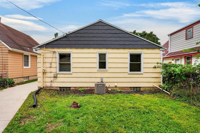 3618 N 94th STREET, Milwaukee, WI 53222