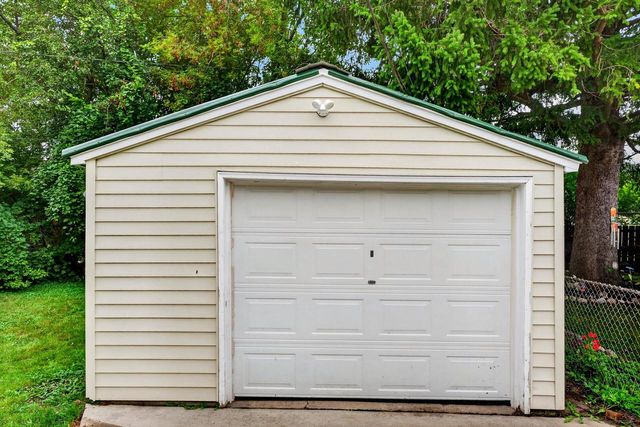 3618 N 94th STREET, Milwaukee, WI 53222