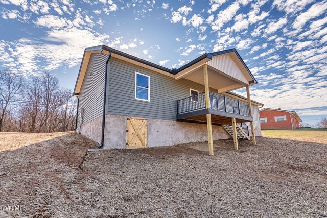 6020 Newport Highway, Greeneville, TN 37745