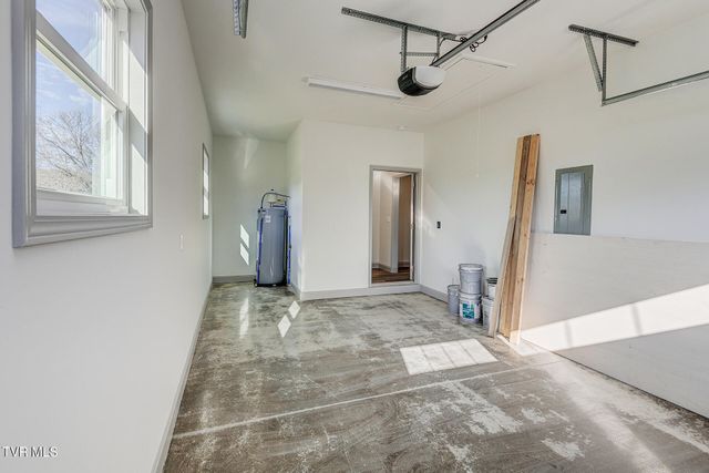 6020 Newport Highway, Greeneville, TN 37745