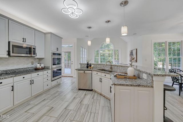 1600 Valley Creek Dr Drive, Hillsborough, NC 27278