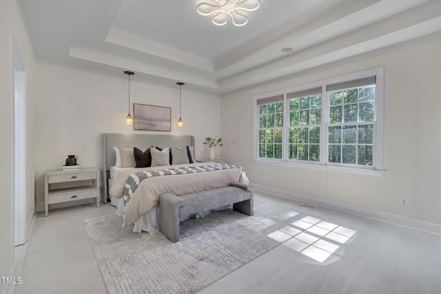 1600 Valley Creek Dr Drive, Hillsborough, NC 27278