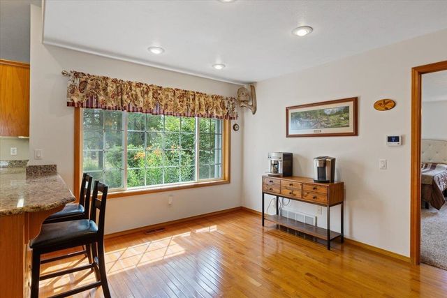 26809 N Perry Rd, Chattaroy, WA 99003