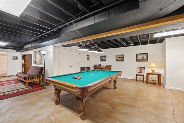 26809 N Perry Rd, Chattaroy, WA 99003