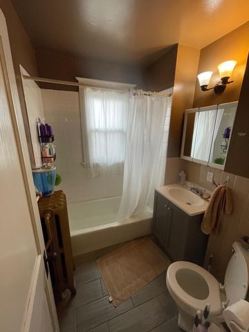 1607 Van Buren Avenue, Saint Paul, MN 55104