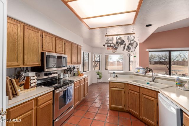 4225 S COMANCHE Drive, Sierra Vista, AZ 85650