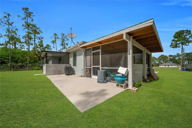 2021 HINES AVENUE, Alva, FL 33920