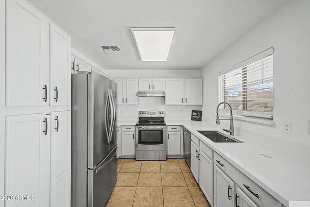 17564 W CALAVAR Road, Surprise, AZ 85388