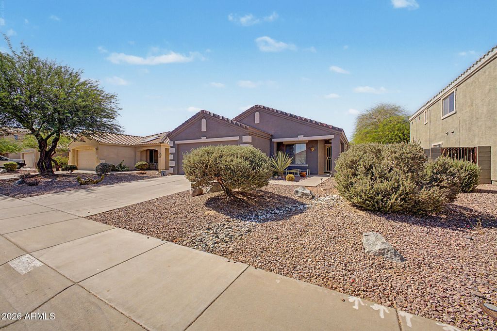 17564 W CALAVAR Road, Surprise, AZ 85388 — photo 3