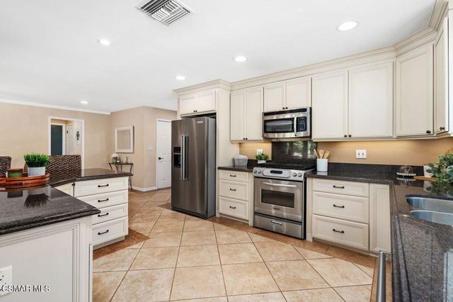 23805 Mobile Street, West Hills, CA 91307