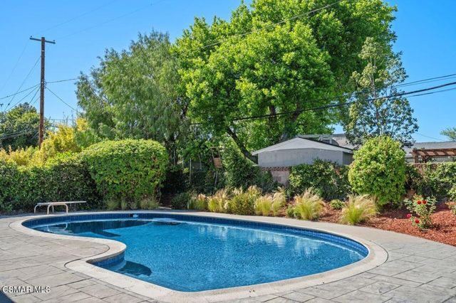 23805 Mobile Street, West Hills, CA 91307