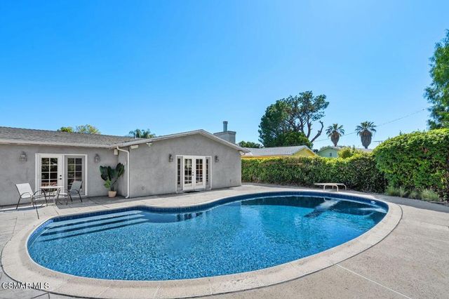 23805 Mobile Street, West Hills, CA 91307