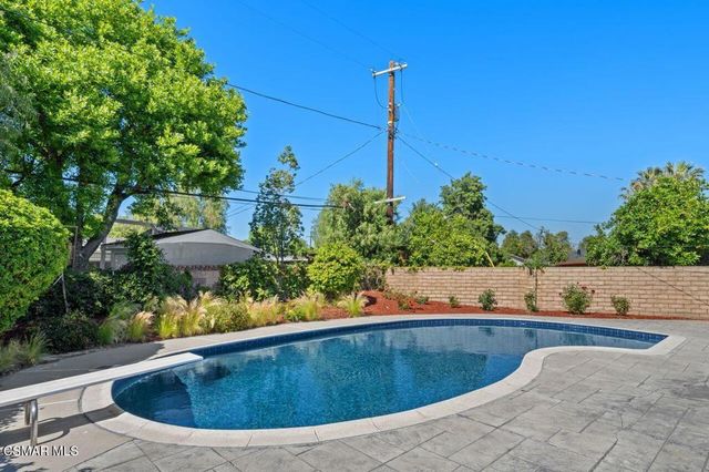 23805 Mobile Street, West Hills, CA 91307