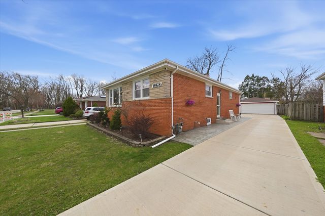 14828 Saint Louis Avenue, Midlothian, IL 60445