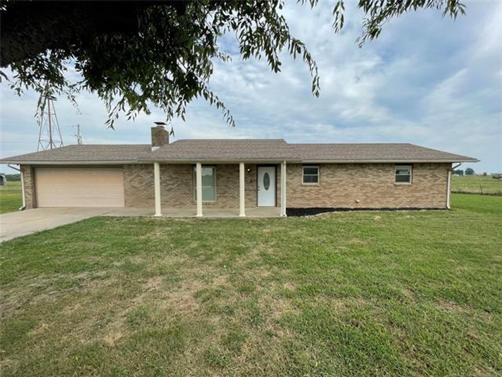 Image 2 of property listing at 20750 S 580 Road, Fairland, OK 74343