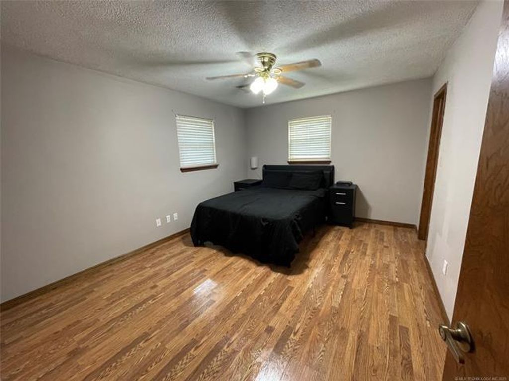 Image 11 of property listing at 20750 S 580 Road, Fairland, OK 74343