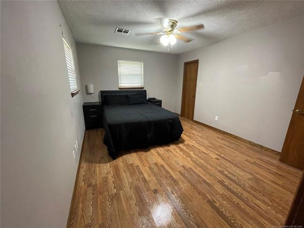 Image 12 of property listing at 20750 S 580 Road, Fairland, OK 74343