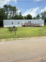 310 Randall Ave., Jefferson, TX 75657