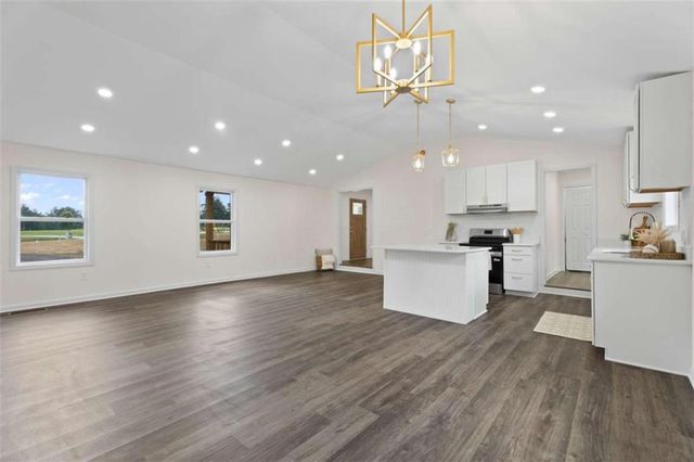 289 Singley Drive, Locust Grove, GA 30248