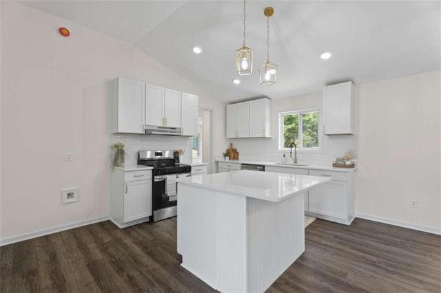 289 Singley Drive, Locust Grove, GA 30248