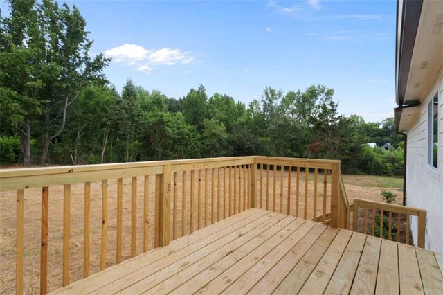 289 Singley Drive, Locust Grove, GA 30248