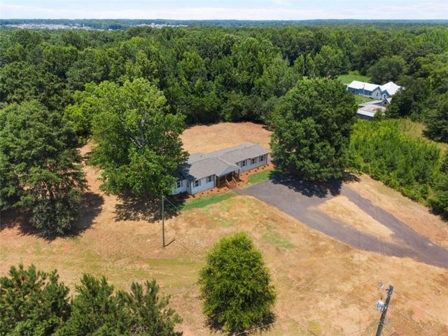 289 Singley Drive, Locust Grove, GA 30248