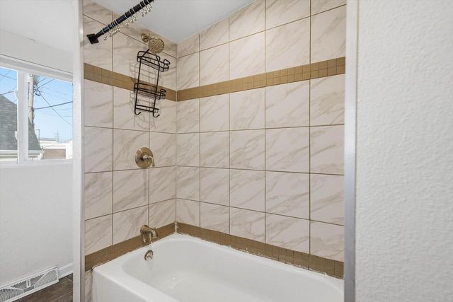 12418 W Fairmont AVENUE, Butler, WI 53007